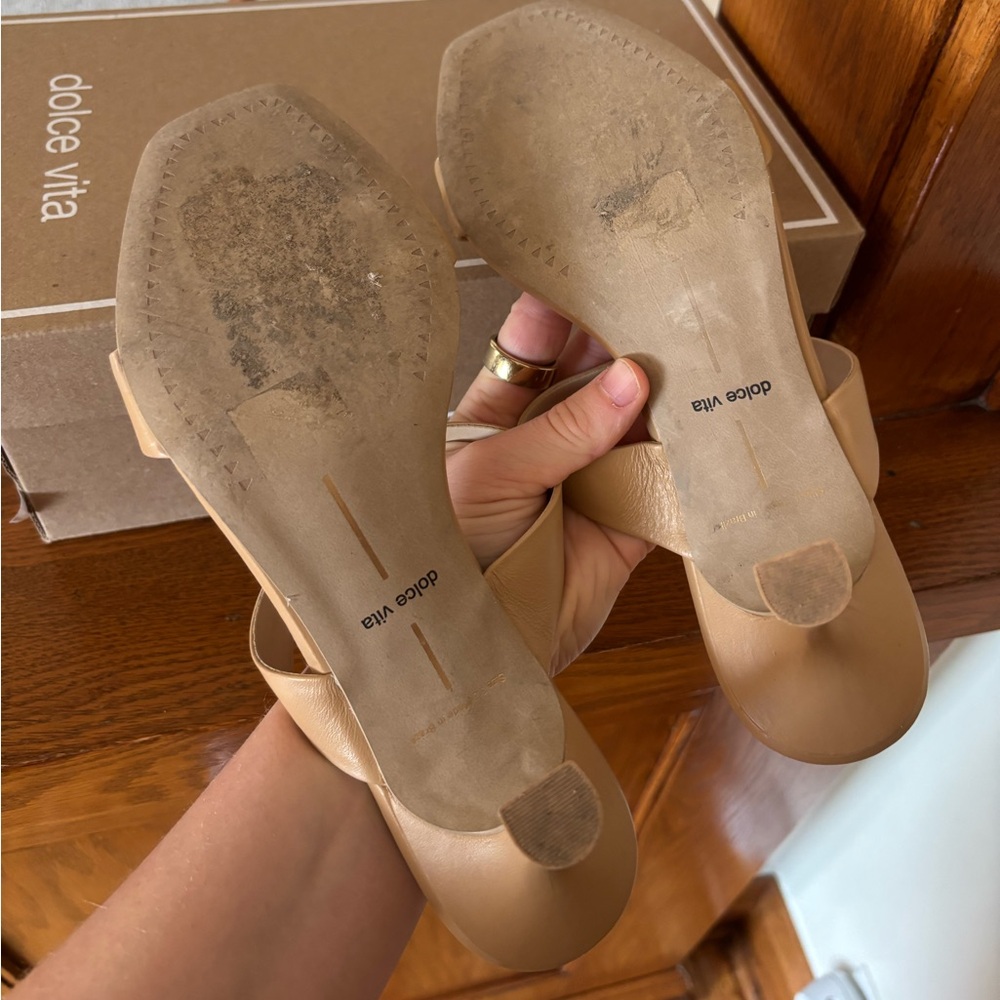 Dolce Vita Genora Slide Sandal - Picture 4 of 6